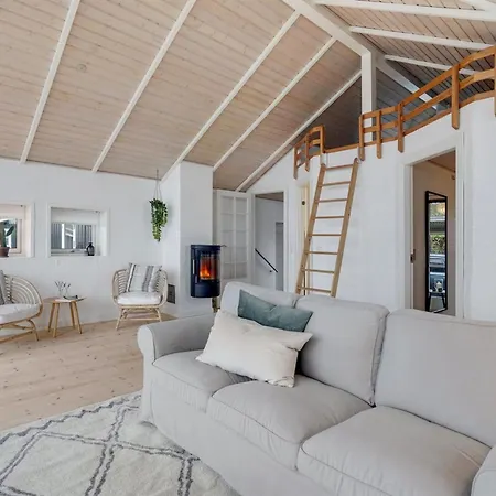 Nica - 100m From The Sea By Interhome Feriehus *