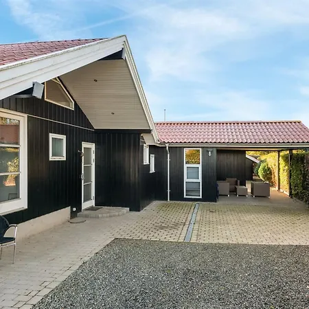 Nica - 100m From The Sea By Interhome Feriehus